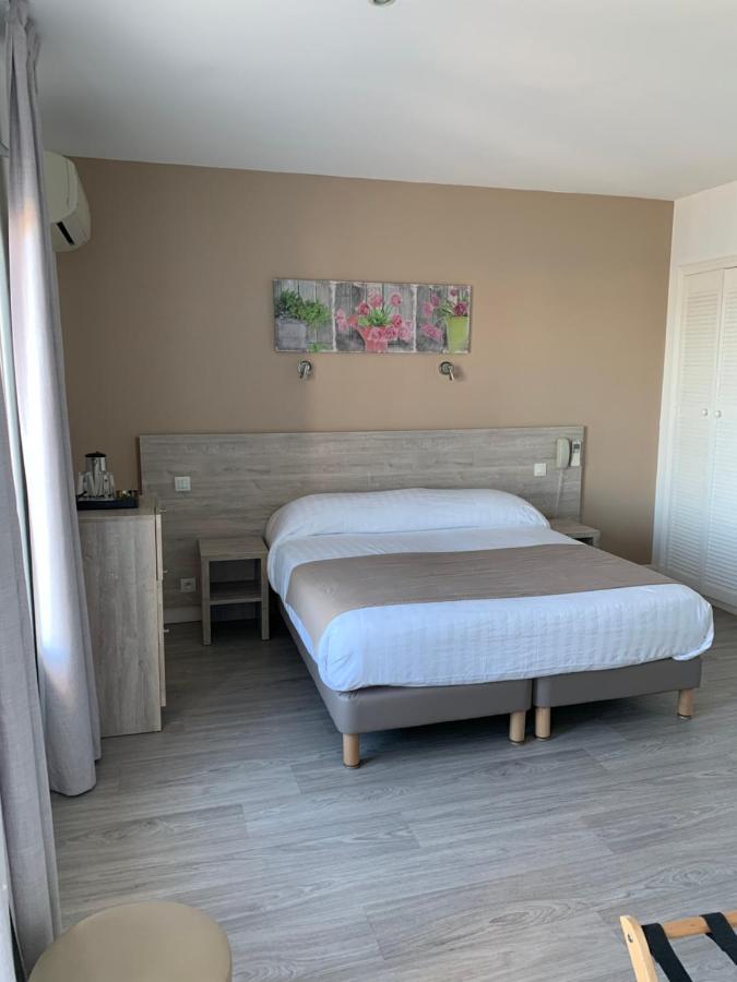 Hotel Beau Rivage Le Lavandou Exterior photo